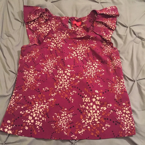 Elle Tops - Cute Elle Blouse!